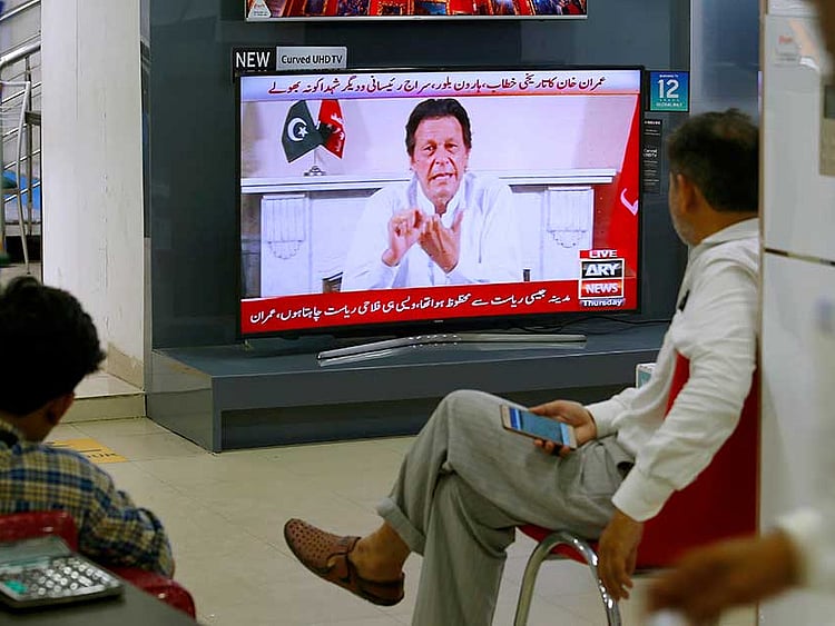 1.2255604-3352348589