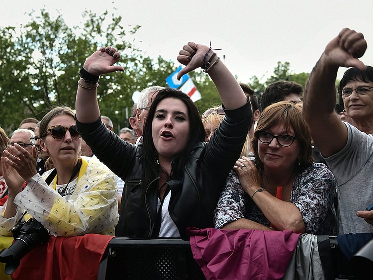 1.2247257-2442527302