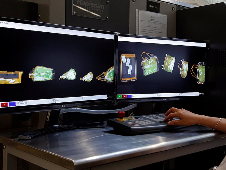 1.2260512-1403200888