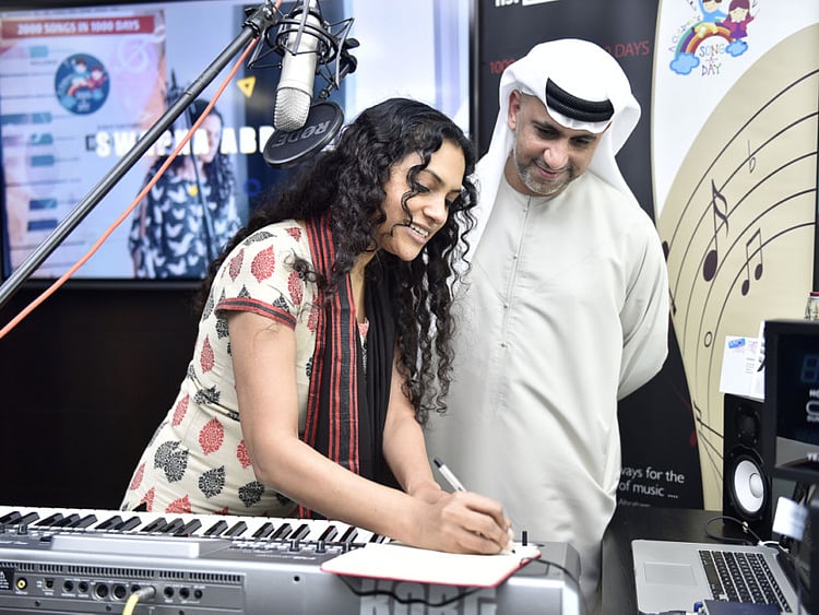 1.2269494-2081944897