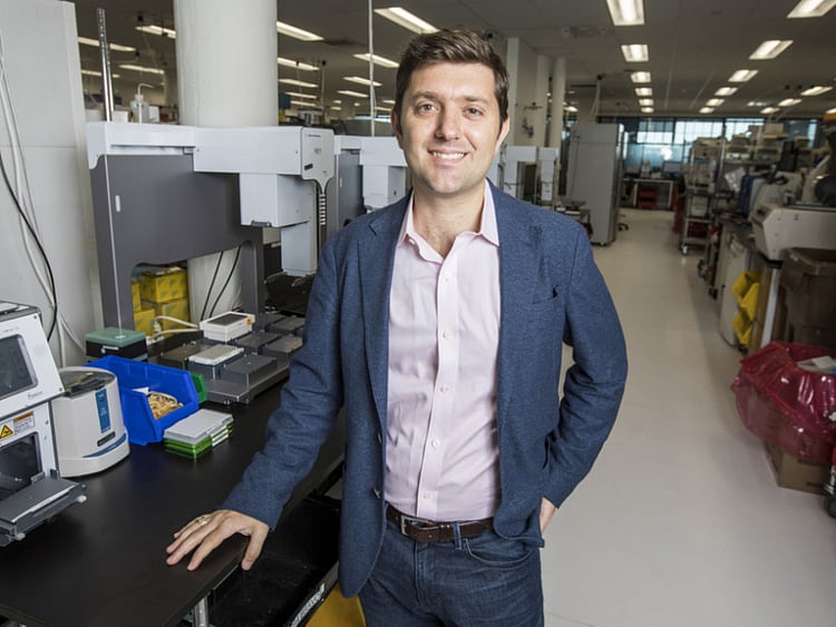 1.2272298-2960370235