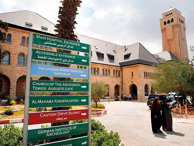 1.2277438-3911571740