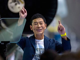 This Japanese billionaire giving away $9m on Twitter