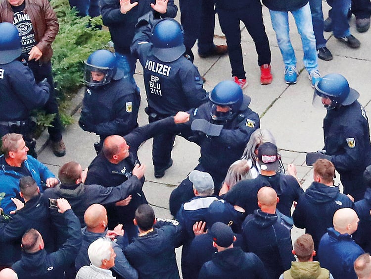 1.2273732-3802092787