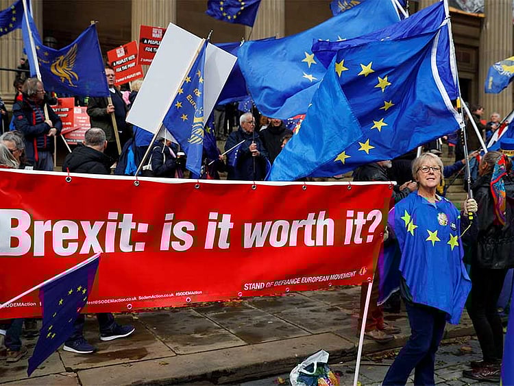 1.2281556-3295452024