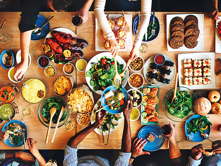 1.2282346-2033103745