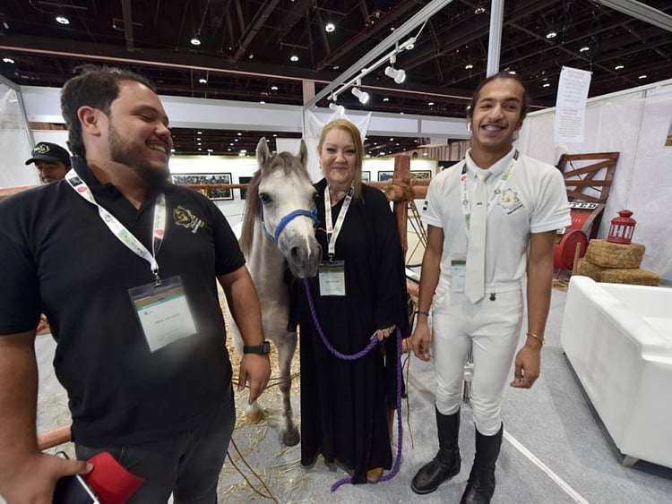 1.2284032-3863929472