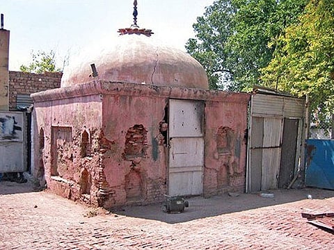 ‘Panj Tirath’ is named for the five pools of water present at the site.