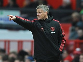 Solskjaer seeks spirit of PSG as Manchester United prepare to face City