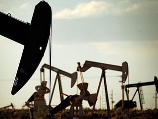 Benefits of cheap oil: Will it lead to faster global economic recovery? 