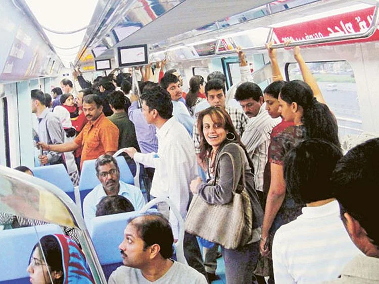 Dubai Metro commuters
