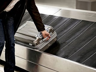 Indian-origin ex-Trump hotel partner steals luggage for the thrill and excitement