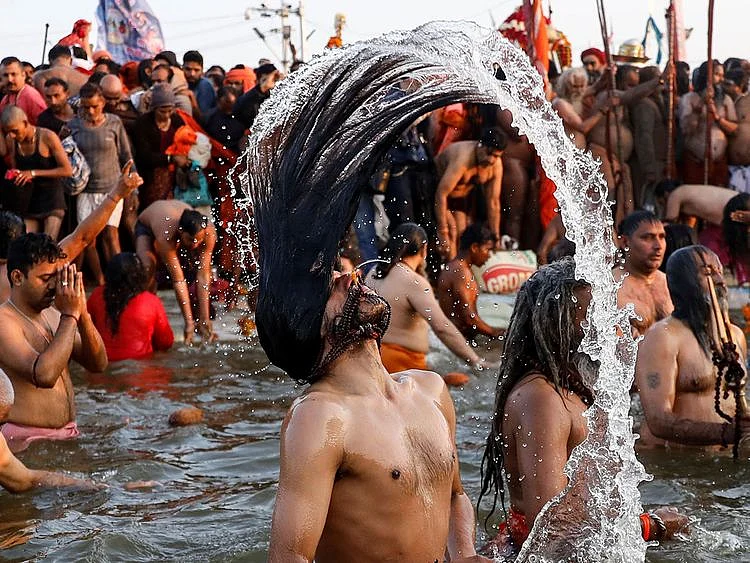 Naga Sadhus or Hindu holy men