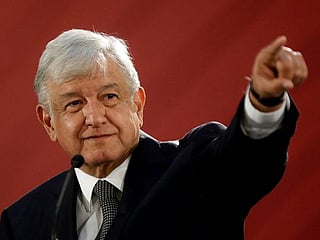 Mexico graft scandal turns up heat on ex-presidents
