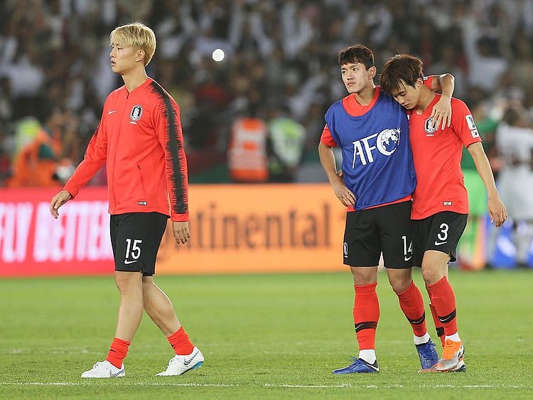South Korea's defender Hong Chul