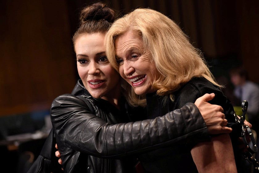 TAB_190127-Alyssa-Milano2-1548584464591