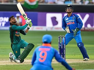 Sports and politics to mix again in Indo-Pak World Cup match