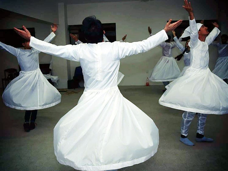 Rehearsals-for-Shah-Sharabeel-s-adaptation-of-BLOOD-BROTHERS-1549259970378