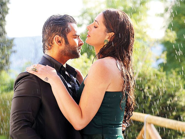 Sachiin Joshi and Nargis Fakhri in 'Amavas'.