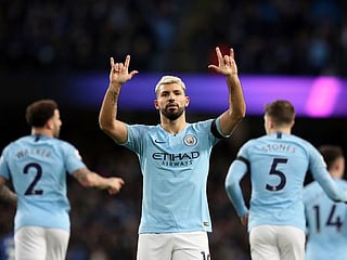 Aguero hits treble as Man City thrash Chelsea
