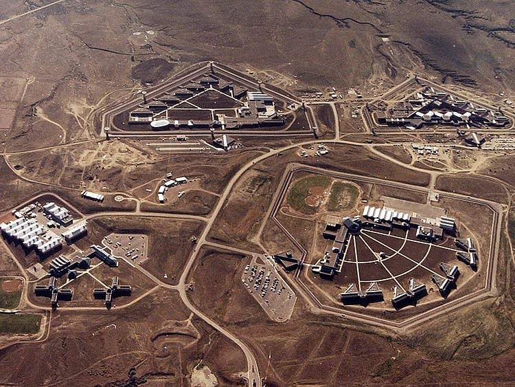 El_Chapo_Prison_38871