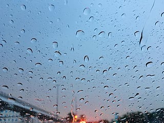 Motorists in the UAE urged to be cautious during unstable weather