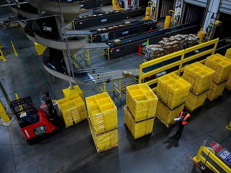 Amazon robots 2 20190220