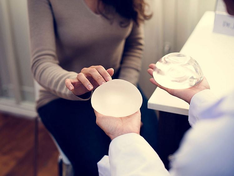 Breast implants and UAE advisory
