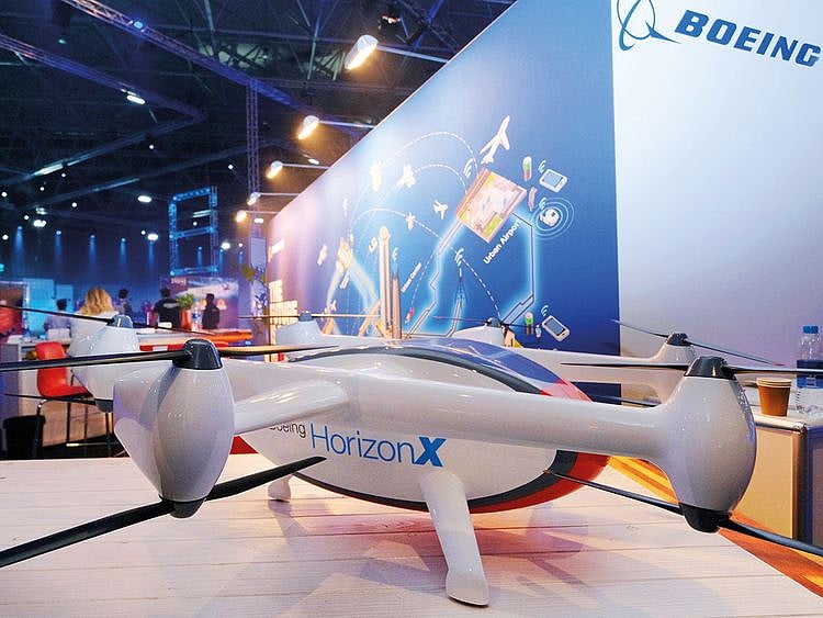 BUS-BOEING-DRONE1-(Read-Only)
