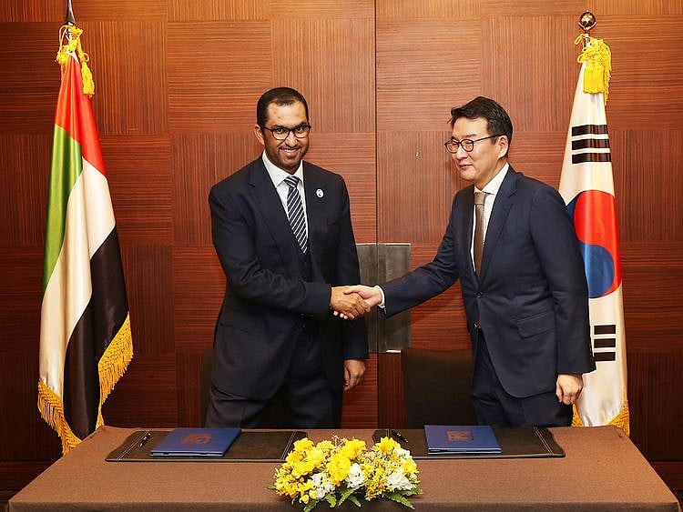 Dr Sultan Ahmad Al Jaber and Huh Yongsoo