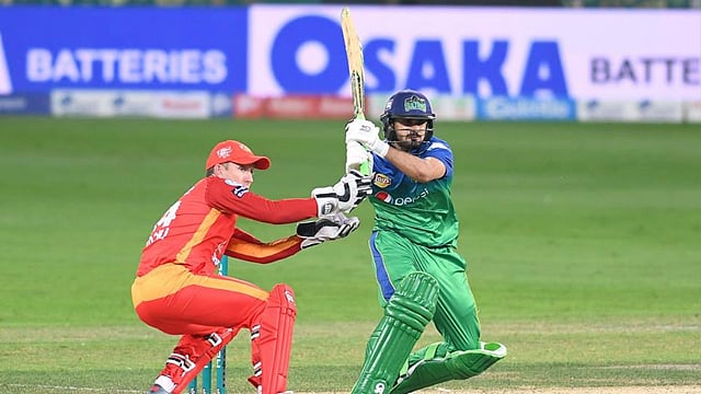 Daniel Christian of the Multan Sultans in action 01