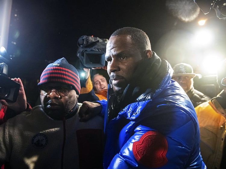 tab-_R_Kelly_6-1551250376972