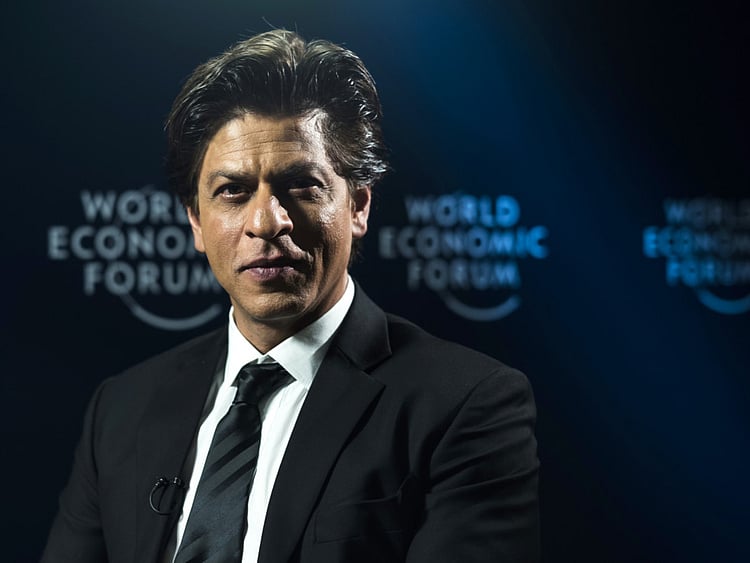 tab-Shah-Rukh-Khan-(8)-1551337030155