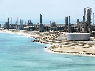 Energy ministry, agencies launch probe into deadly Ras Tanura helicopter crash