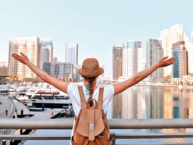 PW_190306_HAPPYCITY_shutterstock_426069649-(Read-Only)