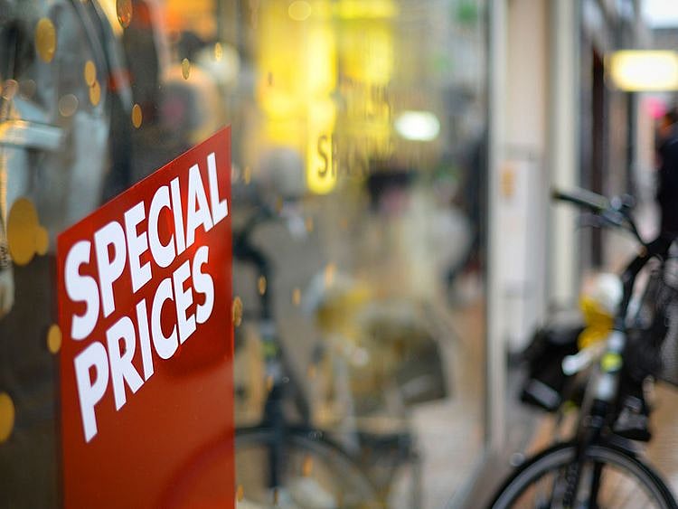 store-3867742_1920 sale discount generic