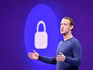 Zuckerberg sees Facebook future in private, small-scale messaging