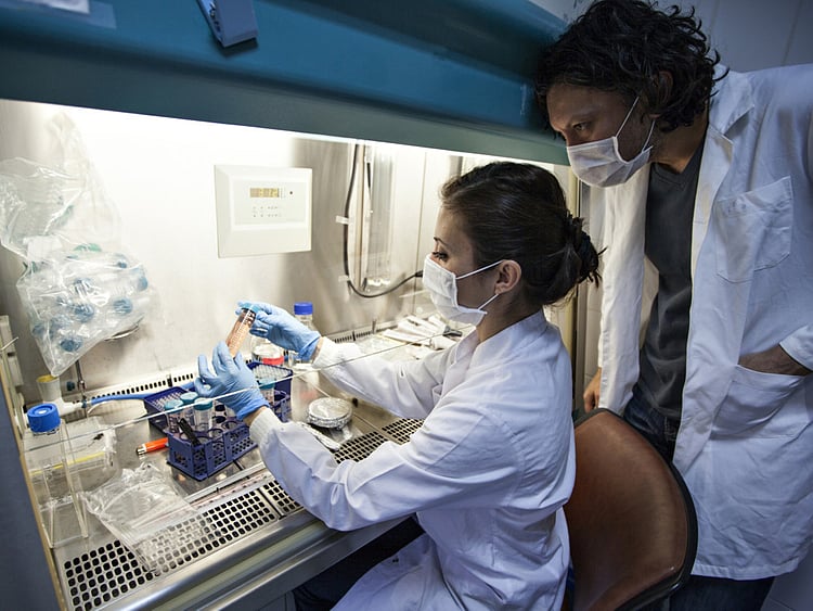 OPN-HIV-doctors-in-a-lab-1551961900379