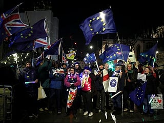 Protesters united against Brexit deal, divided over future