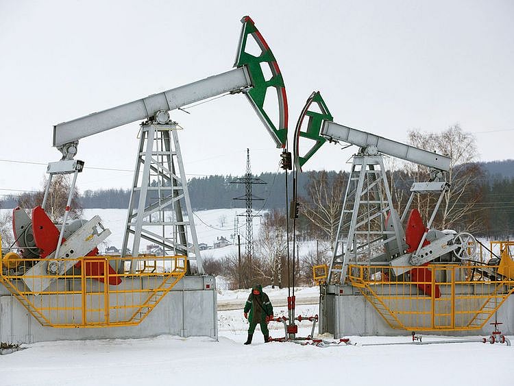 190313 oil pumping jacks