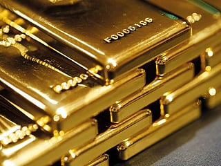 Bullion trims some of its highs