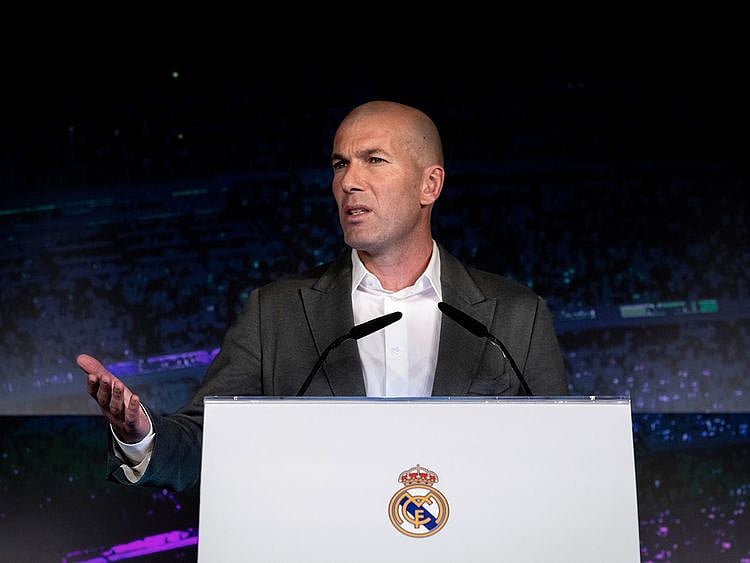 Spain_Soccer_Real_Madrid_Zidane_66159