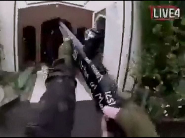 2019-03-15T060458Z_1277707171_RC127445AFE0_RTRMADP_3_NEWZEALAND-SHOOTOUT-(Read-Only)