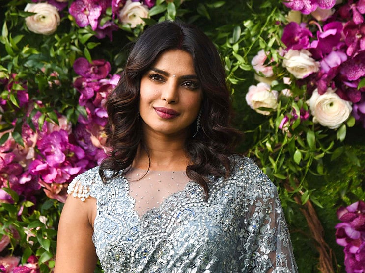 tab-Priyanka-Chopra-1-1552730475541
