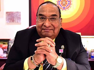 Video: Textile magnate Vasu Shroff's rise to fame in Dubai from a salesman and Indian school teacher  