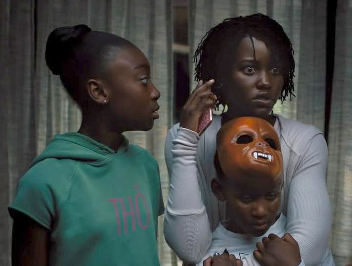 tab-Lupita-Nyong-o,-Evan-Alex,-and-Shahadi-Wright-Joseph-in-Us-(2019)-1552919109539
