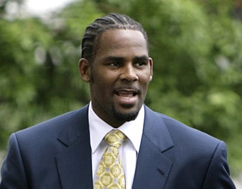 tab-_R_Kelly_8111-1552902054940