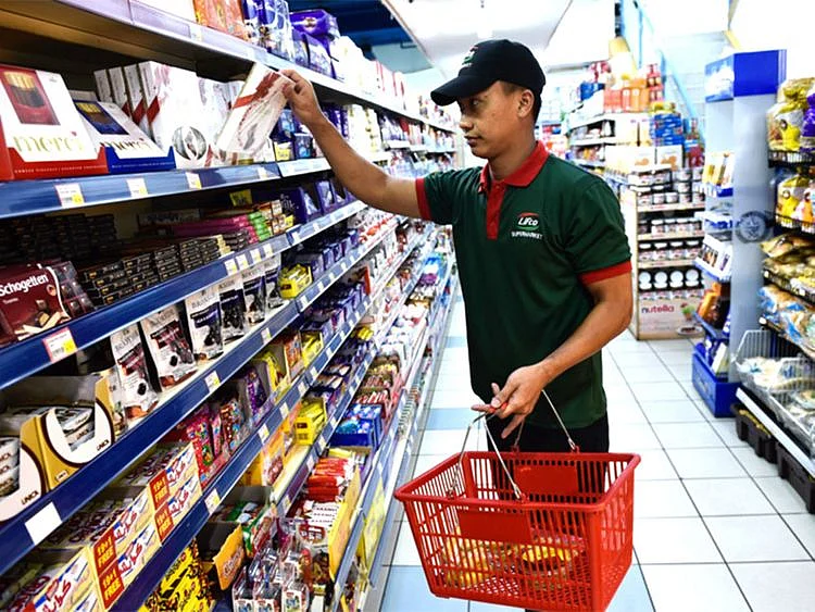grocery shopping1