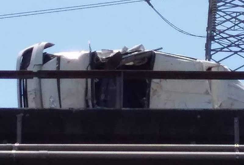 Highway horror van 01