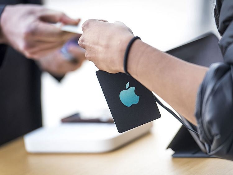 Apple Card Illustrative Image